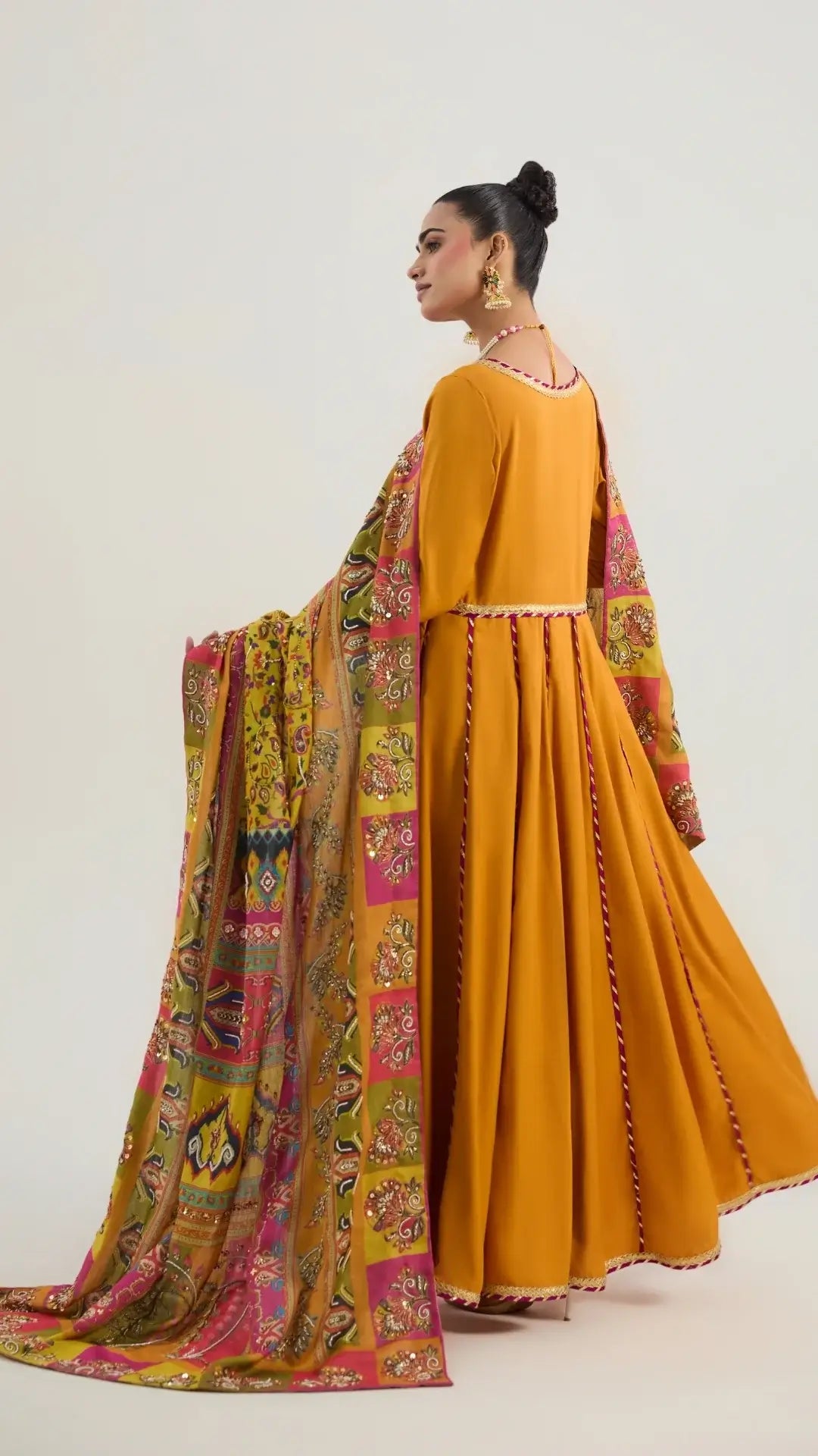 Sunlit Zehra