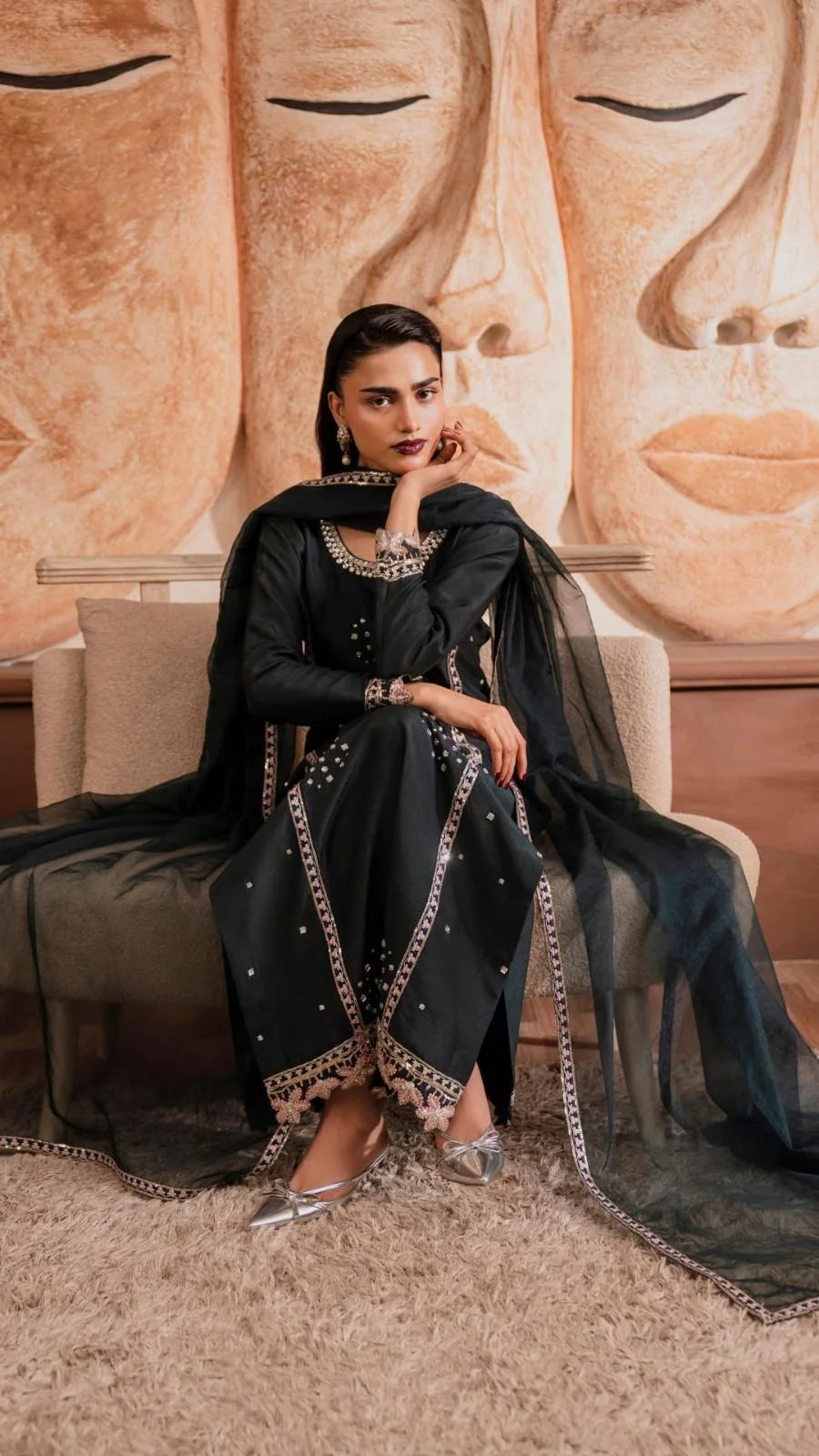 Velour Teal formal outfit by Rubina Irfan, Divine Light collection, detail view