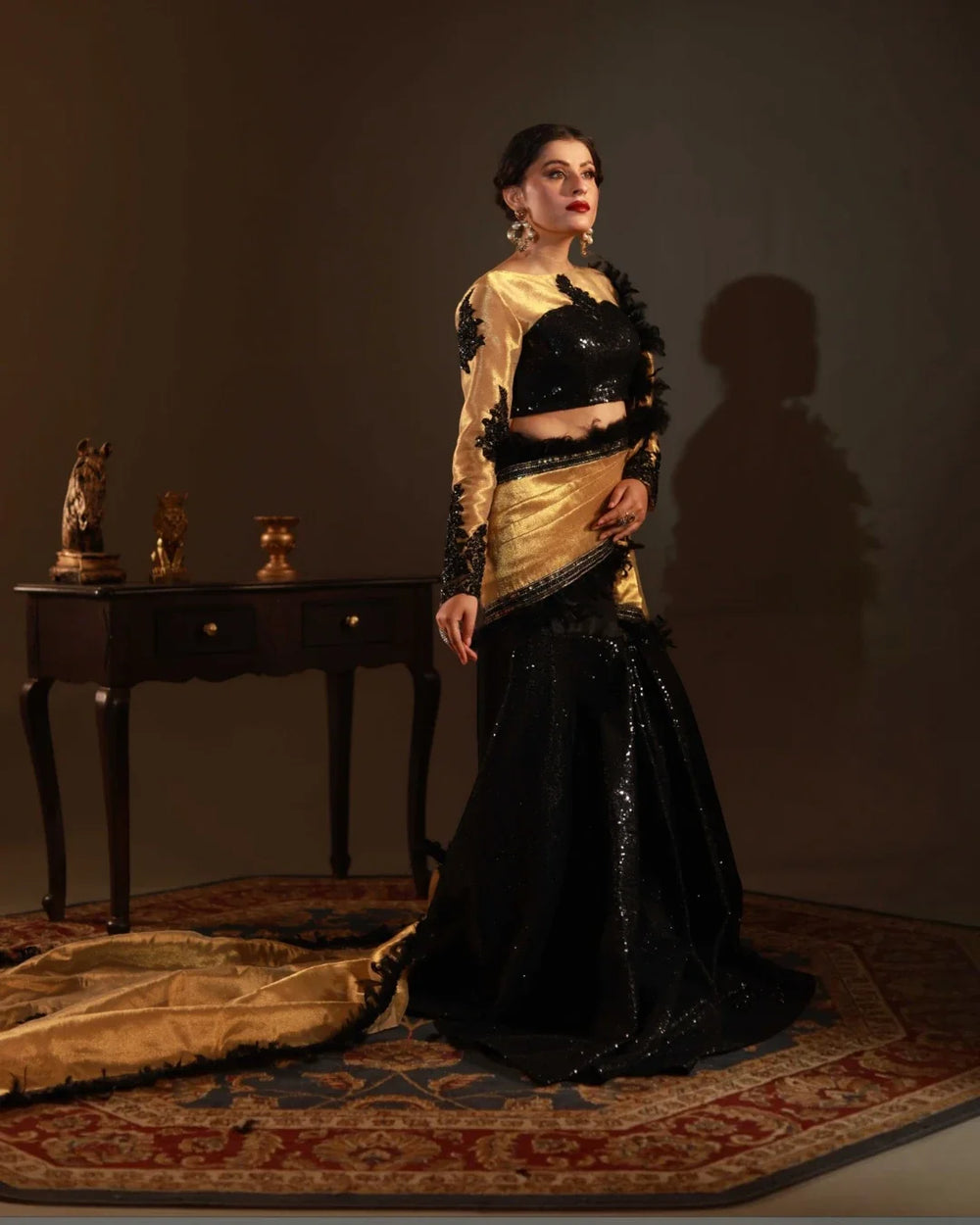 Black Brilliance - Bunto royal saree