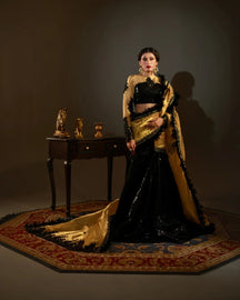 Black Brilliance - Bunto royal saree