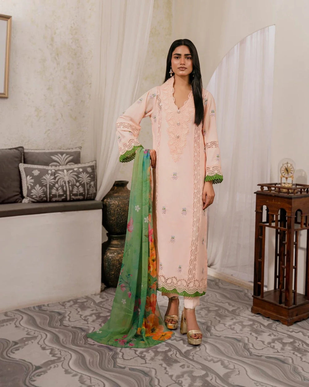 Blush Garden - Eid e Nazakat