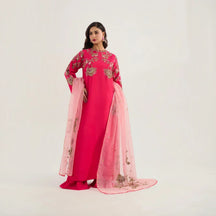 Queen's Royal - Piyu Bole formal collection